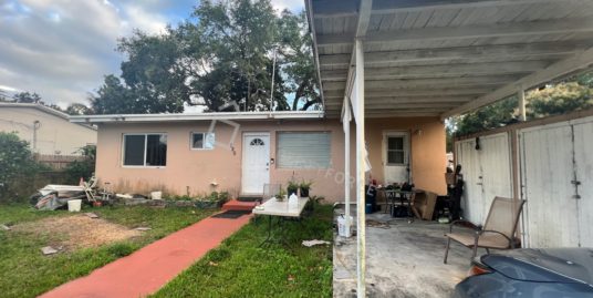 220 NE 165th St Miami, FL 33162
