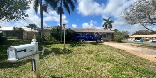 2511 SW 14th St, Boynton Beach, FL 33426