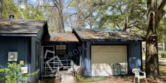 2016 SW 73rd St, Gainesville, FL 32607