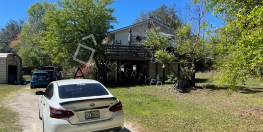 211 Sheila Avenue, Interlachen, FL 32148