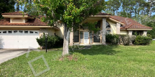 5 Ellington Dr Palm Coast, FL 32164