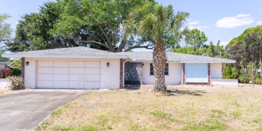 1036 Grant St, Englewood, FL 34224