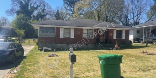 877 Springvalley Dr, Forest Park, GA 30297