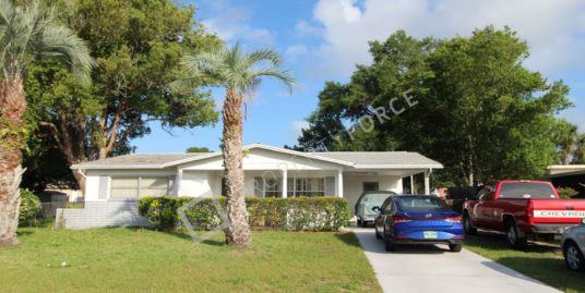 74 S Lincoln Ave Beverly Hills, FL 34465