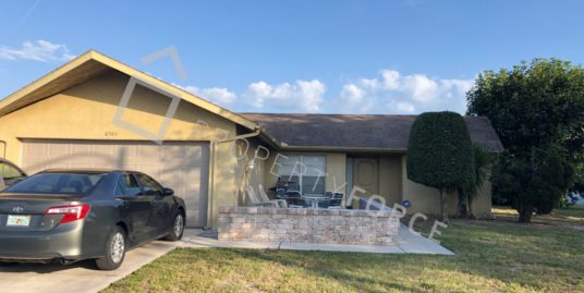 6501 14th Ave, Bradenton, FL 34209