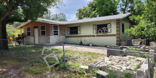 603 Haines Ave, Haines City, FL 33844