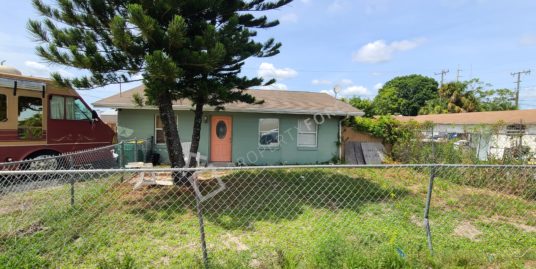1612 Terrace St Cocoa, FL 32922