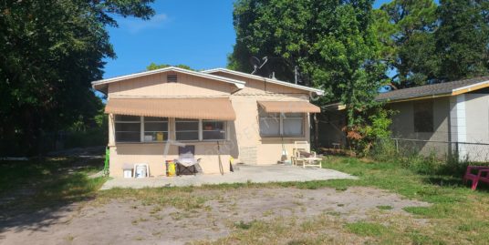518 N 23rd St Fort Pierce, FL 34950