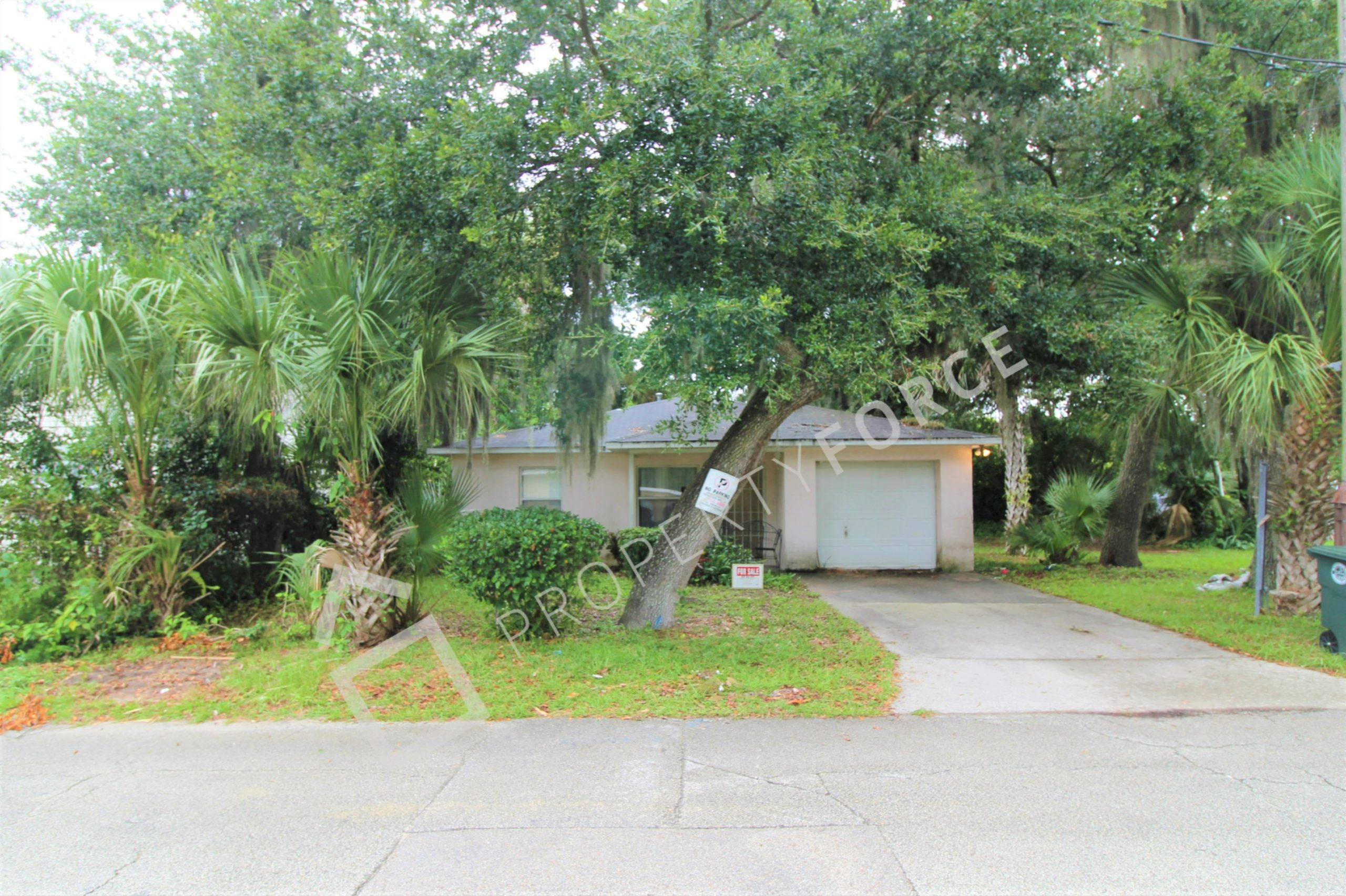 727 Marion St Daytona Beach, FL 32114