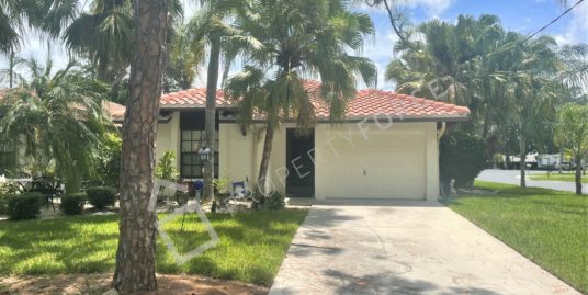 27881 Meadowlark Ln, Bonita Springs, FL 34134