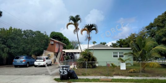 741 45th St West Palm Beach, FL 33407