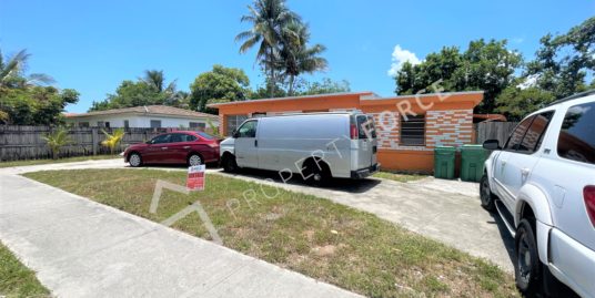 1040 NW 113th Ter Miami, FL 33168