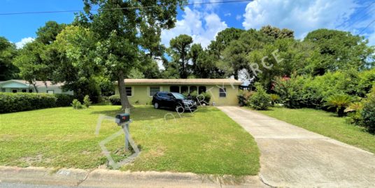 225 Rose Marie Ln SW, Fort Walton Beach, FL 32548