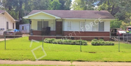 2826 Walker St Columbus, GA 31903