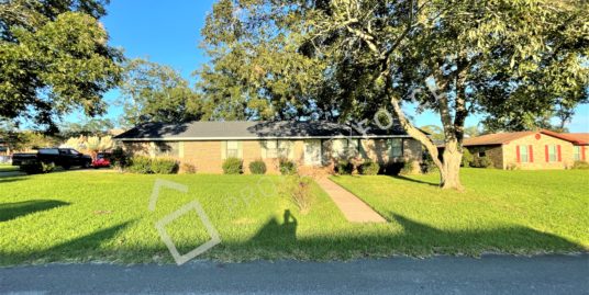 2096 Stallion Rd, Cantonment, FL 32533