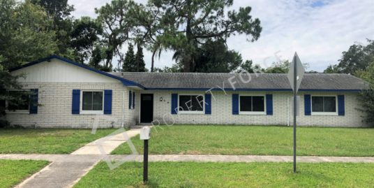 264 Van Gogh Circle Brandon, FL 33511