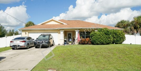 3926 NE 23rd Ave, Cape Coral, FL 33909