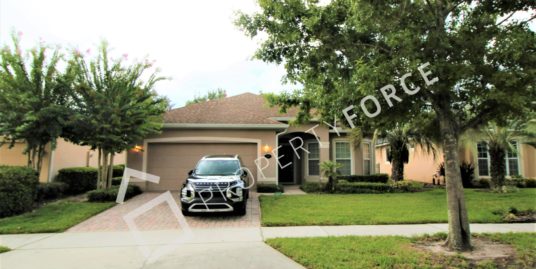 207 Drummond Ln, Deland, FL 32724