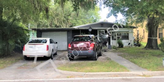 1604 W 8th St, Sanford, FL 32771