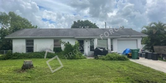 2272 51st St SW, Naples, FL 34116
