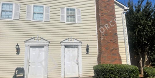 5496 Clover Rise Ln, Norcross, GA 30093