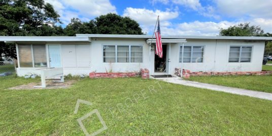 353 Southwest 18th Avenue Fort Lauderdale, FL 33312