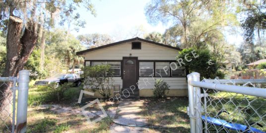 1551 W Lockport Ln, Dunnellon, FL 34434
