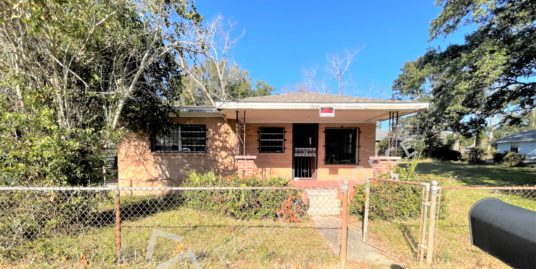 1910 W Gonzalez St Pensacola, FL 32501
