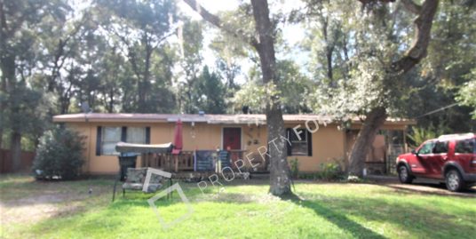 1590 W Ravine Ln, Dunnellon, FL 34434