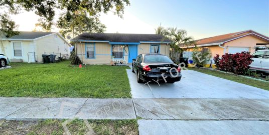 209 Martin Ave, Greenacres, FL 33463