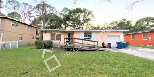 6832 Cartier Cir, Jacksonville, FL 32208