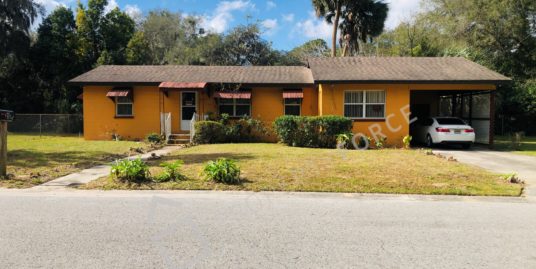 612 Kensington Street Eustis FL 32726