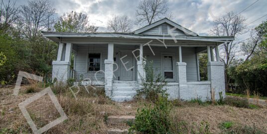 2607 Peacock St, Macon, GA 31206