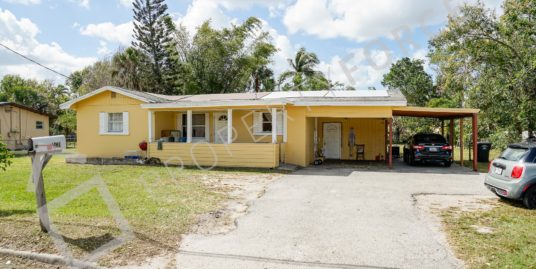 660 Marsh Ave, Fort Myers, FL 33905