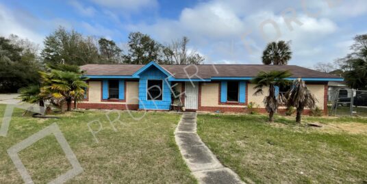 688 80th Ave, Pensacola, FL 32506