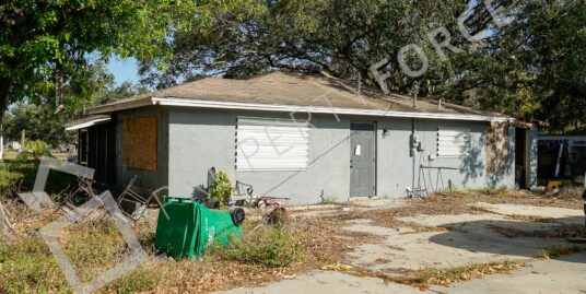 7911 McDaniel Dr, North Fort Myers, FL 33917