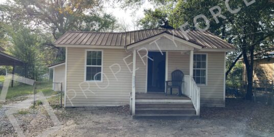 2819 N R St, Pensacola, FL 32505