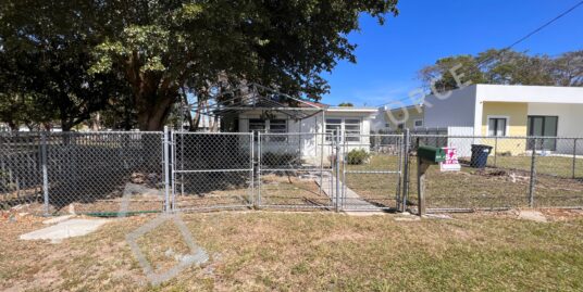 12255 SW 219th St, Miami, FL 33170