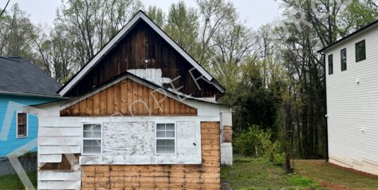 3142 Robinson Ave, Scottdale, GA 30079