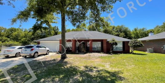 5950 Jameson Cir, Pace, FL 32571