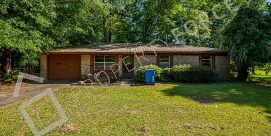 2417 Scott Rd, Dothan, AL 36303