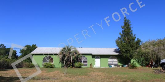 3147 Steeplechase Rd, Zephyrhills, FL 33543