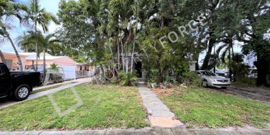 830 Southeast 8th Court Hialeah, FL 33010 United States