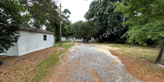 207 Carolina Dr, Pensacola, FL 32534