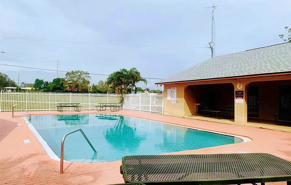 Screenshot 2023-04-19 at 7.53.04 AM