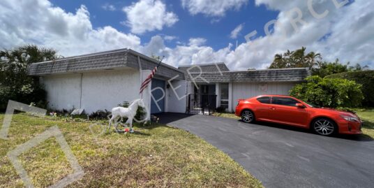 5703 S Travelers Palm Ln, Tamarac, FL 33319