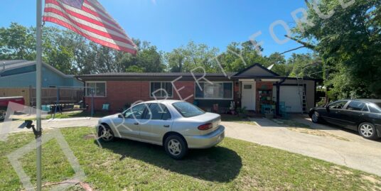 1027 Kearny Dr, Pensacola, FL 32505