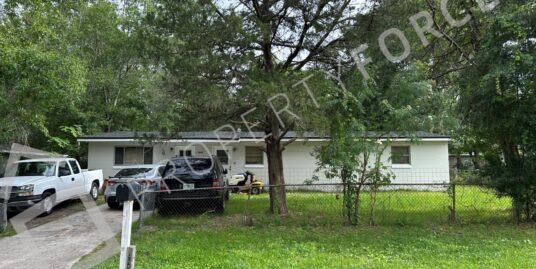 6844 Miss Muffet Ln S, Jacksonville, FL 32210