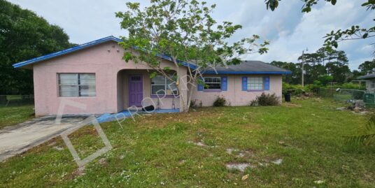 3204 Anderson Dr, Fort Pierce, FL 34946