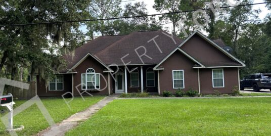 101 Myers St, Marys, GA 31558